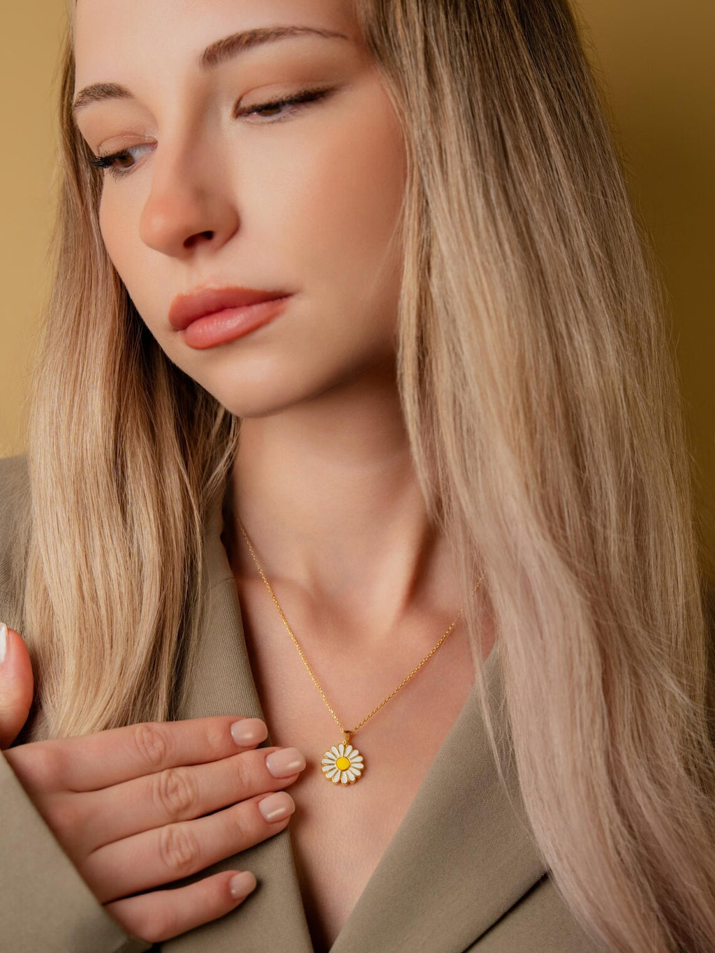 Flower 🌸 Hidden Message Necklace