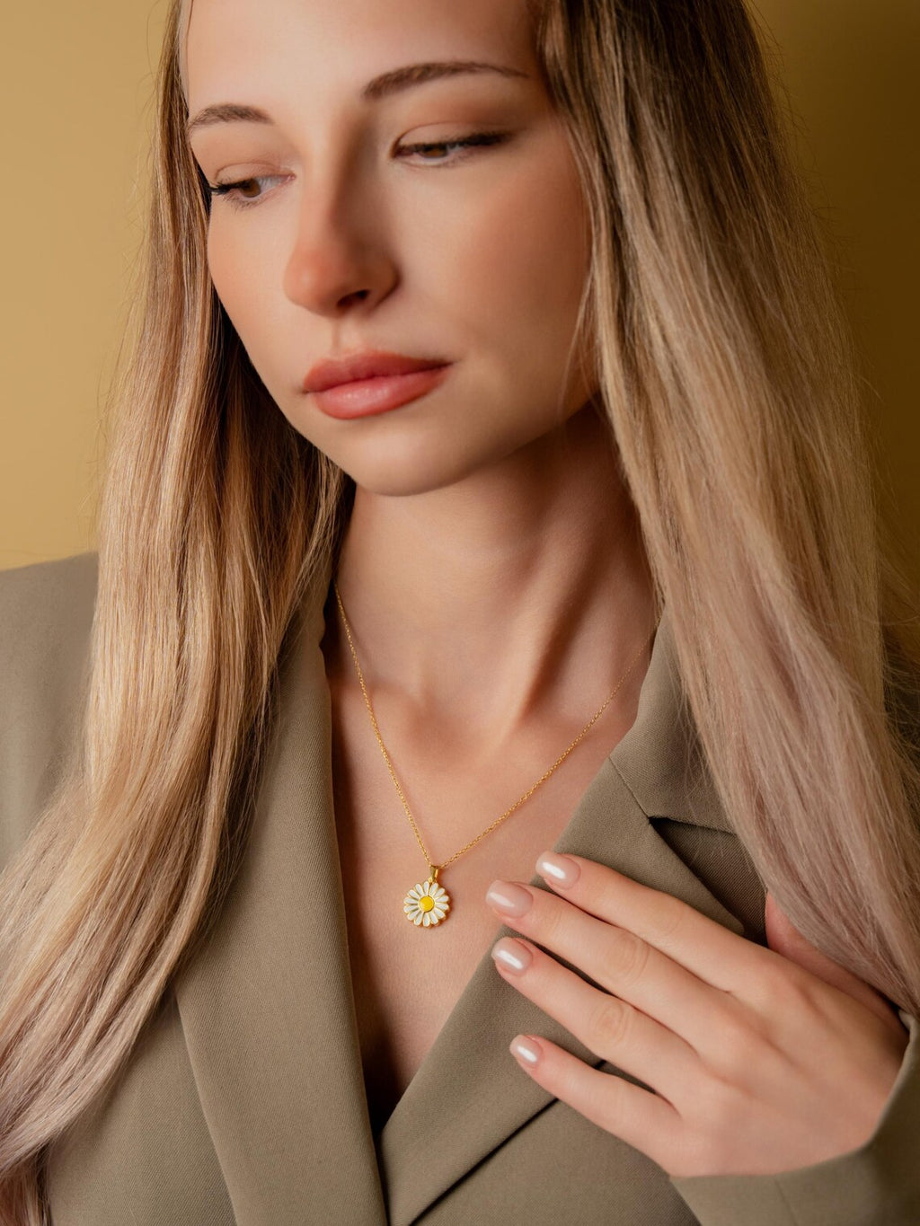 Flower 🌸 Hidden Message Necklace