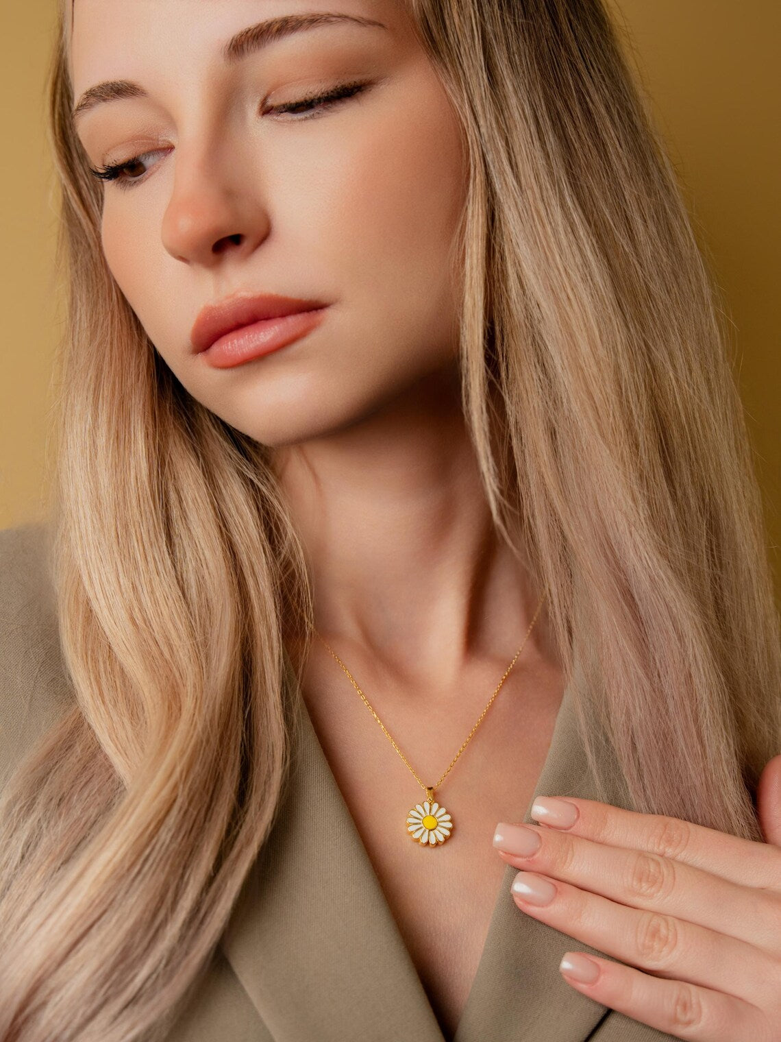 Flower 🌸 Hidden Message Necklace