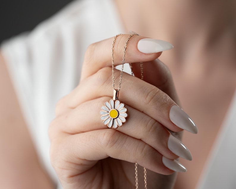 Flower 🌸 Hidden Message Necklace